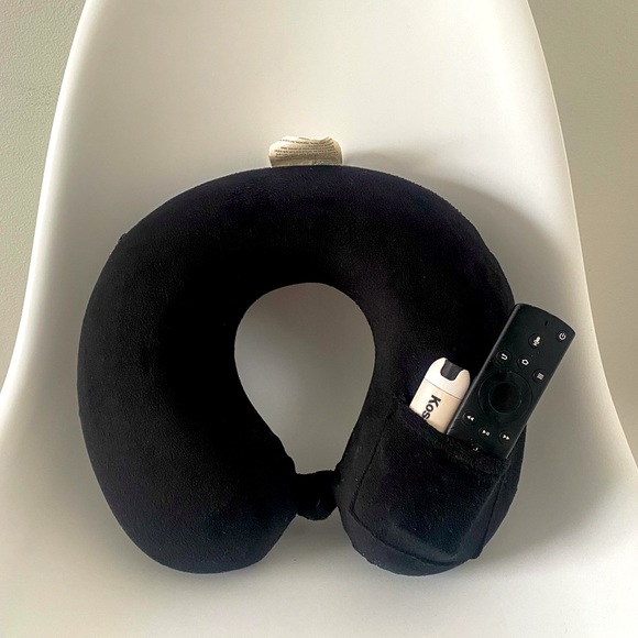 Black Memory Foam Neck Pillow for Travel - Snap Button Neck Clasp and Pocket - Picture 1 of 3